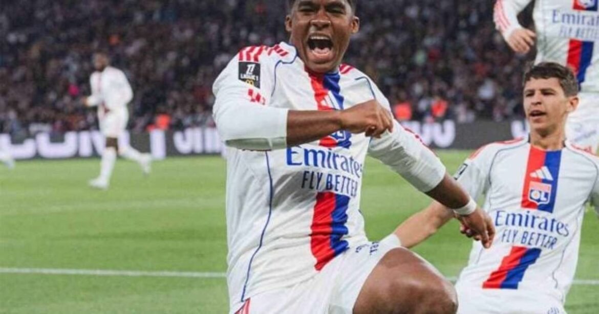 Com Endrick, Lyon garante vaga na próxima fase da Ligue 1 antes do fim da temporada