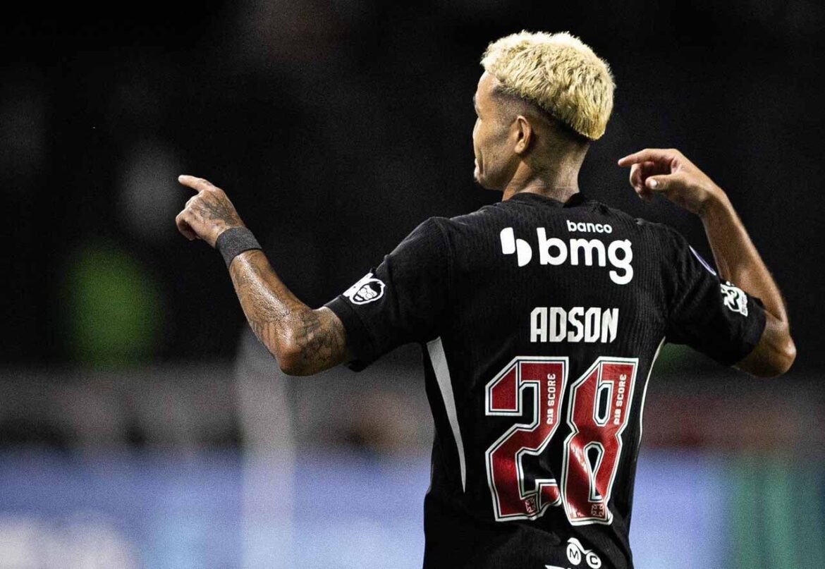Jogadores do Vasco comentam sobre a turbulenta semana após sequência de derrotas