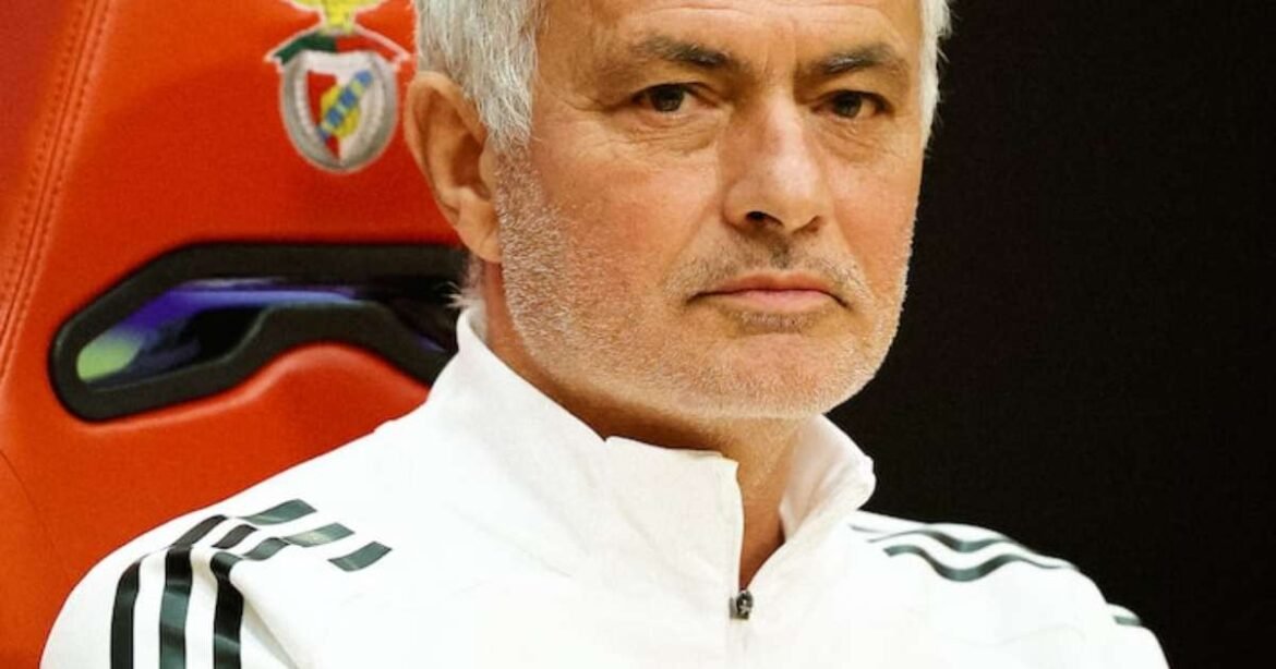 José Mourinho fecha contrato com o Real Madrid, segundo publicação britânica