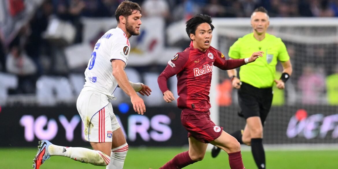 Leeds e Brentford disputam contratação de "incrível" jogador com 14 seleções antes da Copa do Mundo