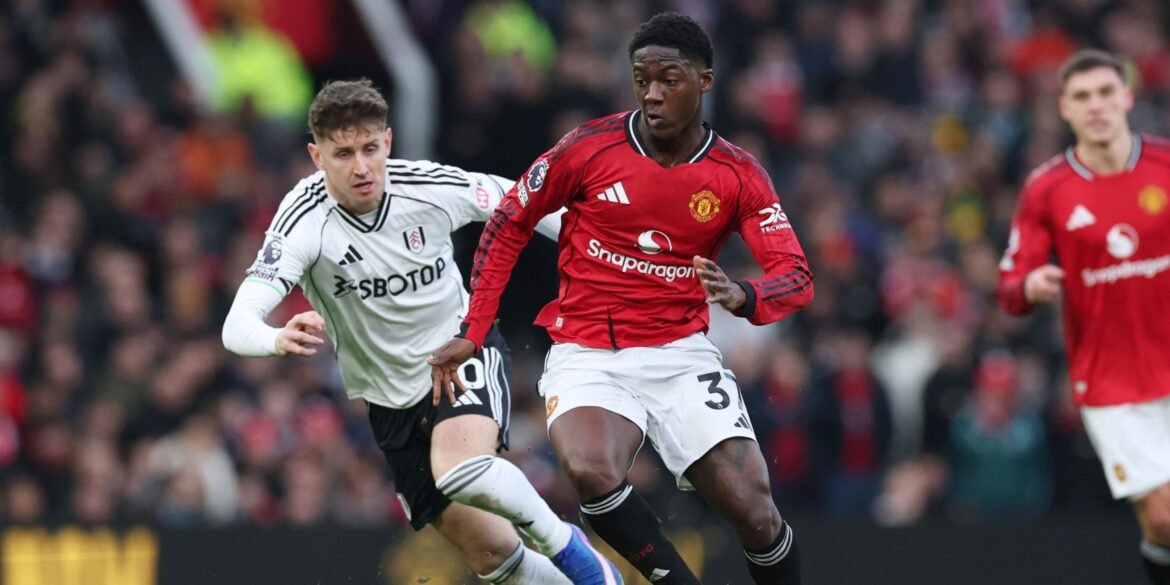 Manchester United se prepara para proposta por estrela após acordo com Ederson
