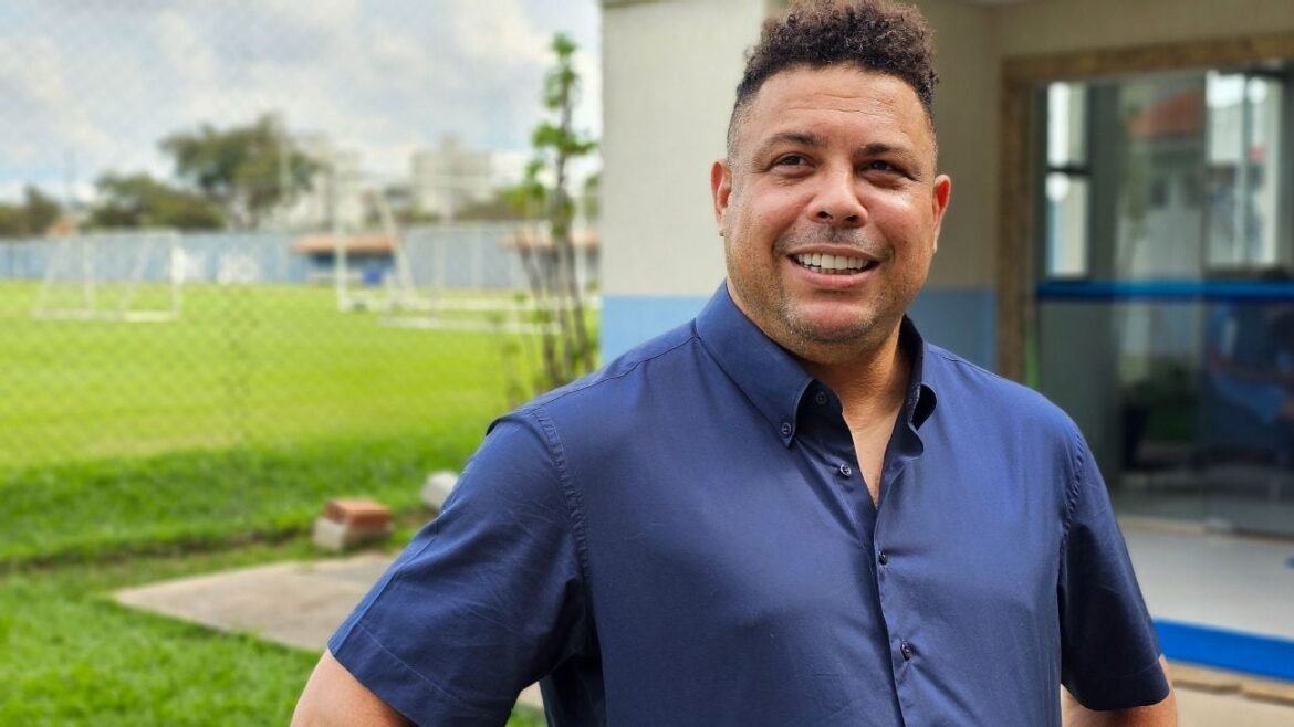 Ronaldo Fenômeno firma parceria com ESPN para a Copa: Rivalidade com Romário?