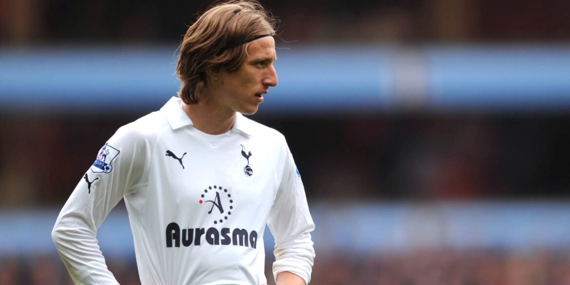 Spurs iniciam negociação para contratação de estrela avaliada em 25 milhões.