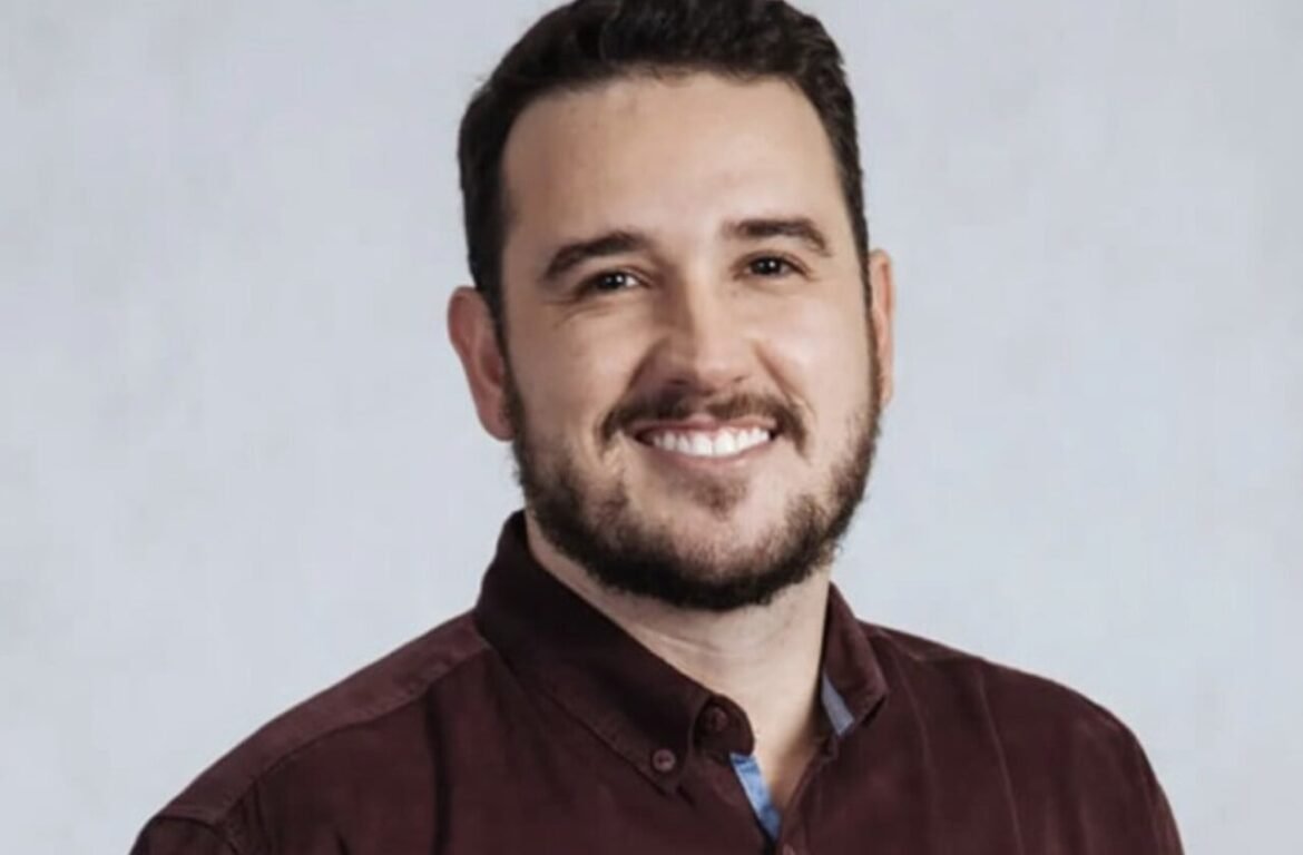 Vasco em conversas com Raphael Rezende para posição de liderança na equipe