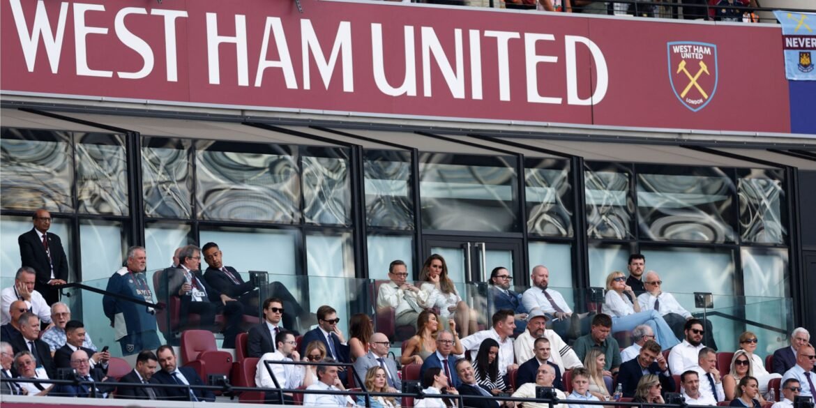West Ham planeja contratação de atacante artilheiro da Championship para o próximo verão