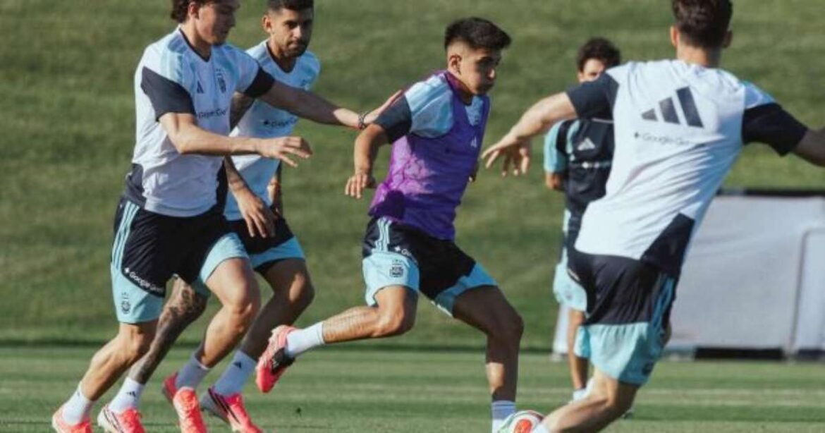 Almada retoma a forma após lesão e se une à seleção argentina nos treinos de Scaloni