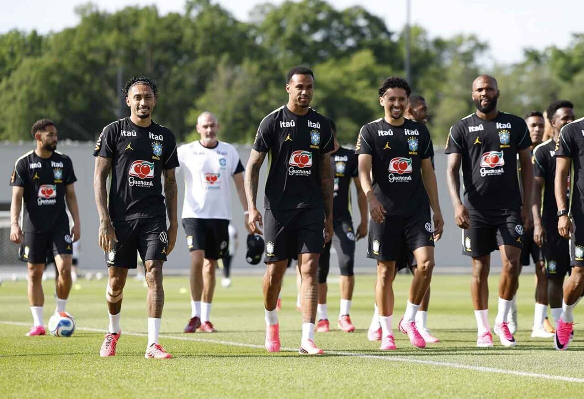 Brasil se prepara para estreia na Copa com Éderson e ausência de Neymar
