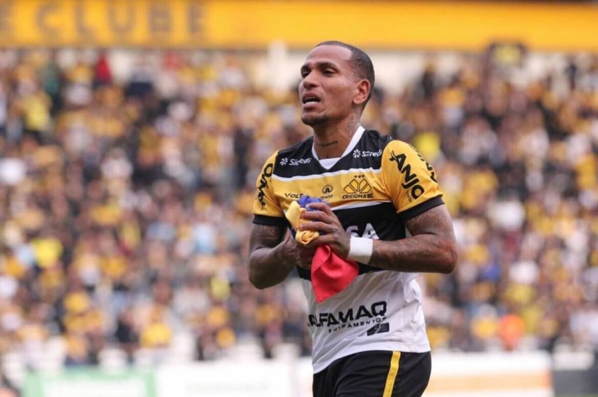 Criciúma conquista vitória sobre o São Bernardo com gol de Otero e se aproxima do G2 da Série B
