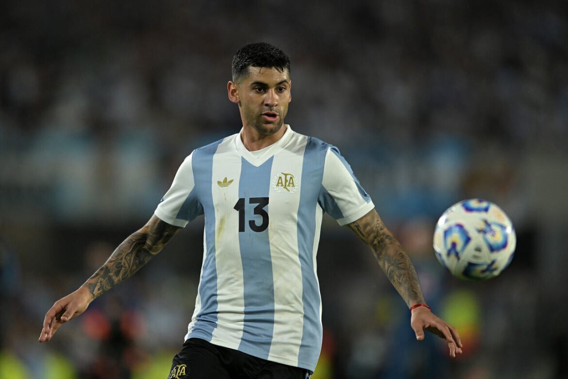 Cuti Romero sofre lesão no joelho e deixa Argentina desfalcada na última partida da fase de grupos