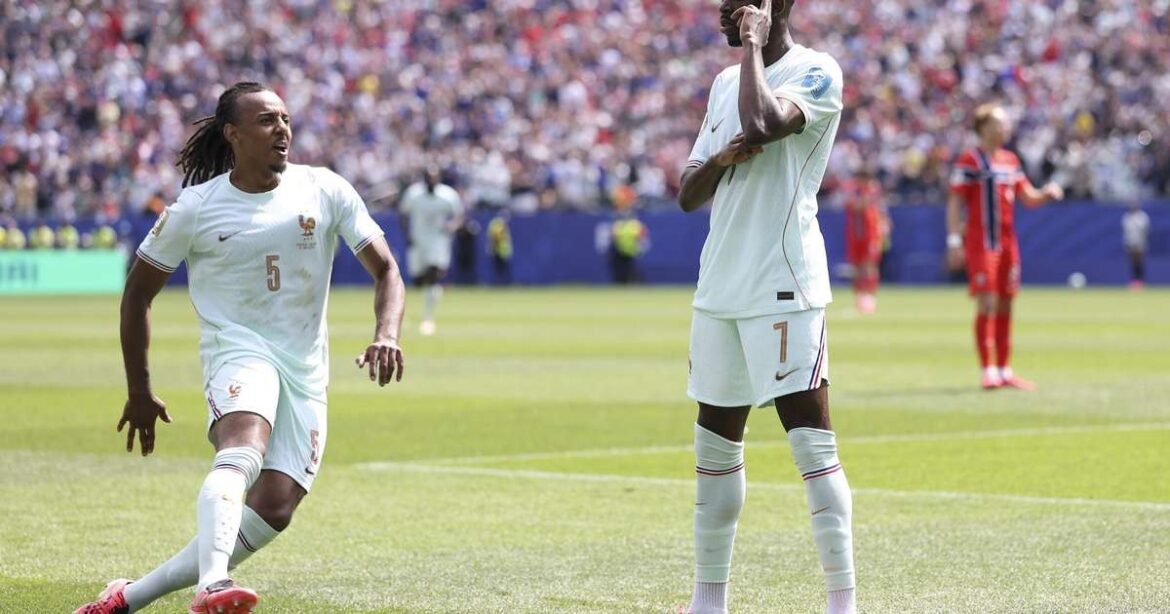 Dembelé Marca Registro Histórico ao Conquistar o Segundo Hat-Trick Mais Rápido na História da Copa do Mundo