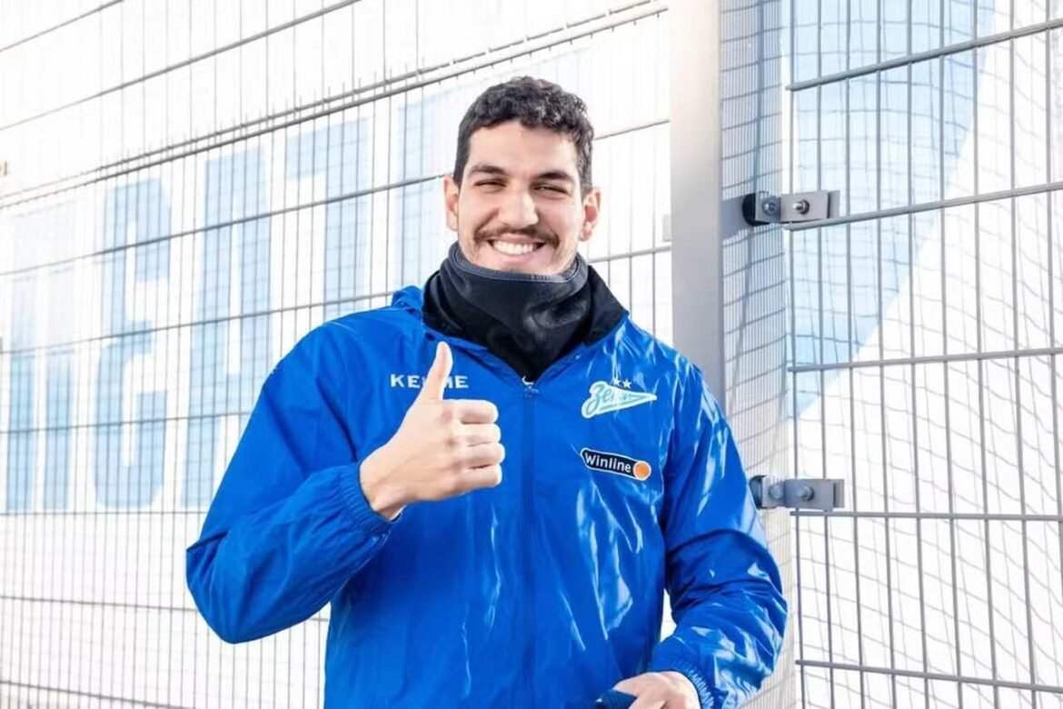 Fluminense apresenta oferta ao Zenit para contratação do defensor Nino
