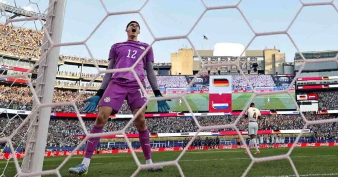 Impressionante trajetória: Goleiro paraguaio se destacou nos pênaltis após jogar em equipe B até os 24 anos