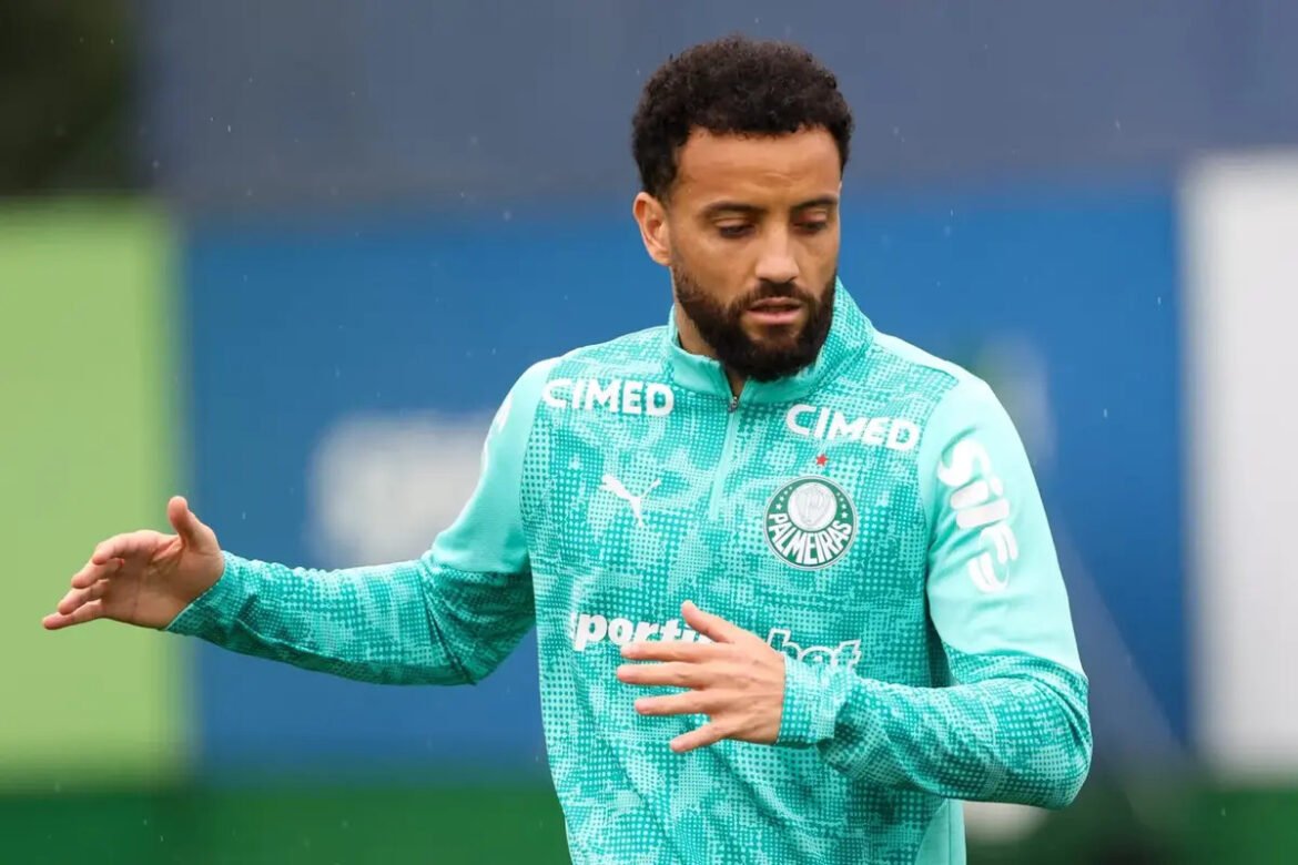 Jogadores do Palmeiras retomam treinos antes da volta do time