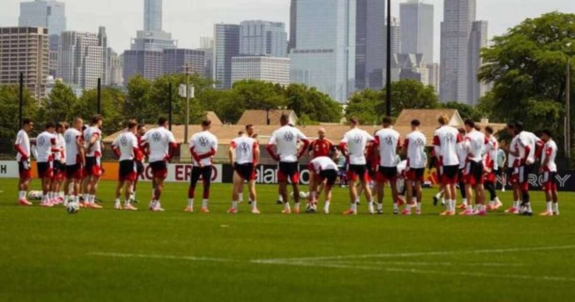 Lesão Impede Neuer de Participar de Mais um Treino da Seleção Alemã