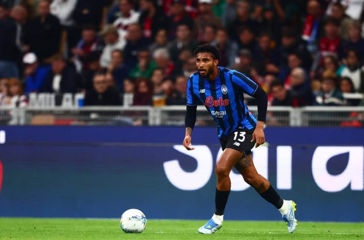 Manchester United confirma contratação de jogador brasileiro para o setor de meio-campo