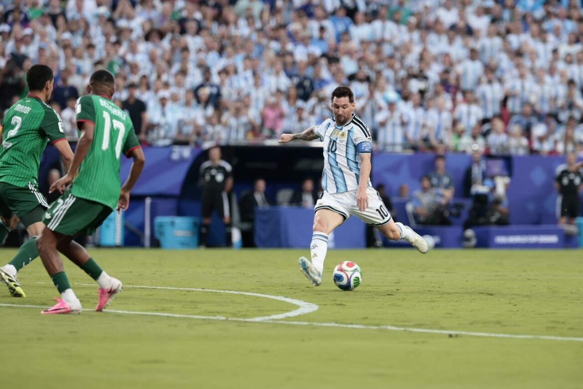 Messi faz história ao ser o primeiro atleta a participar de seis Copas do Mundo