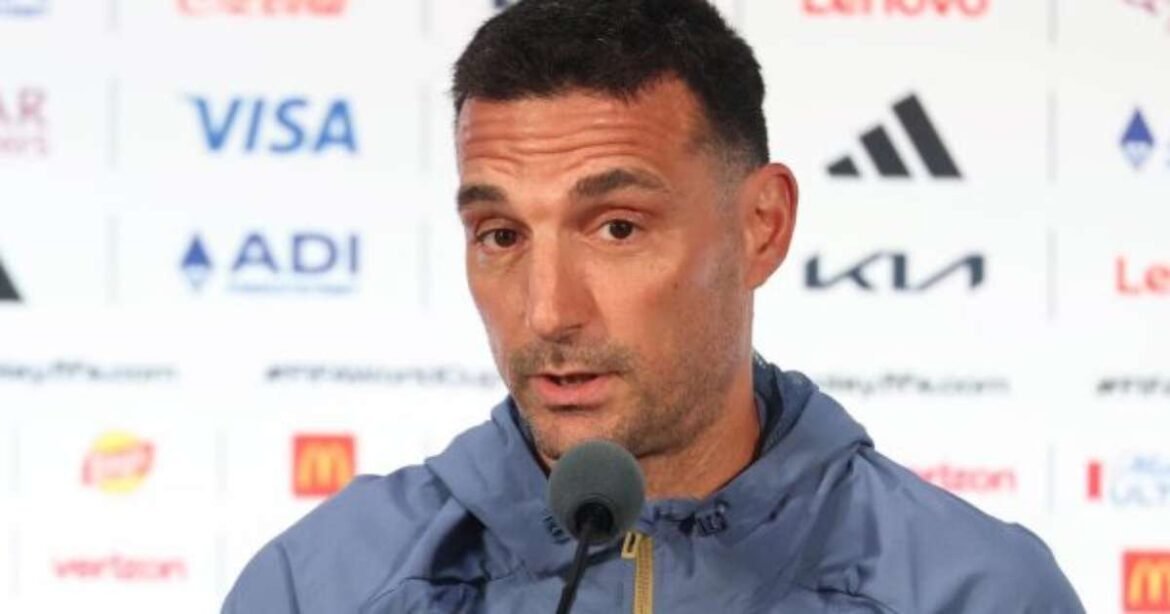 Scaloni anuncia que Messi ficará como reserva na partida contra a Jordânia