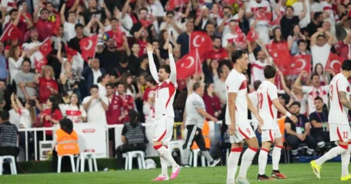 Turquia vence Macedônia do Norte com grande desempenho em amistoso preparatório para a Copa do Mundo