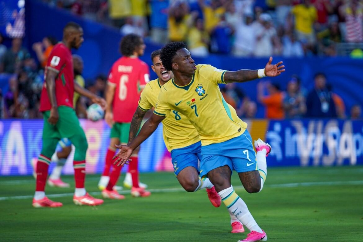 Vini Jr. alcança marca de Ronaldinho em Copas e destaca seu papel de destaque na Seleção Brasileira