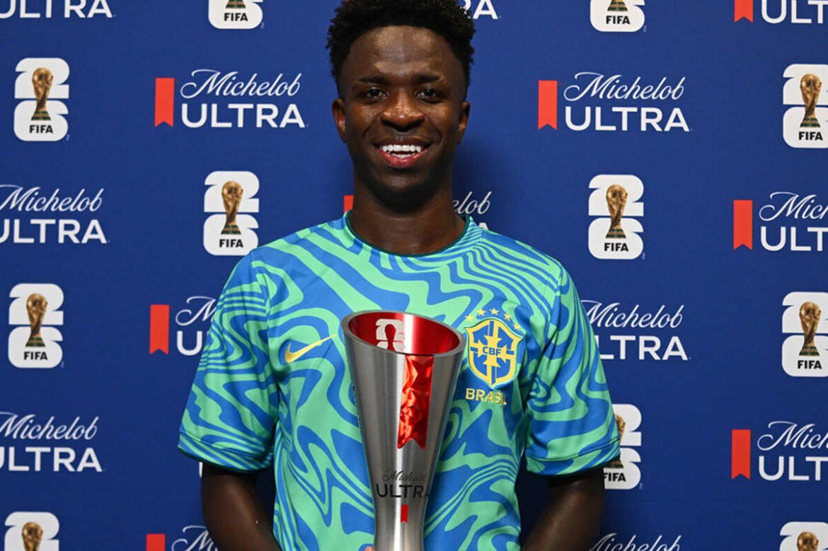 Vini Jr brilha como destaque na estreia do Brasil na Copa