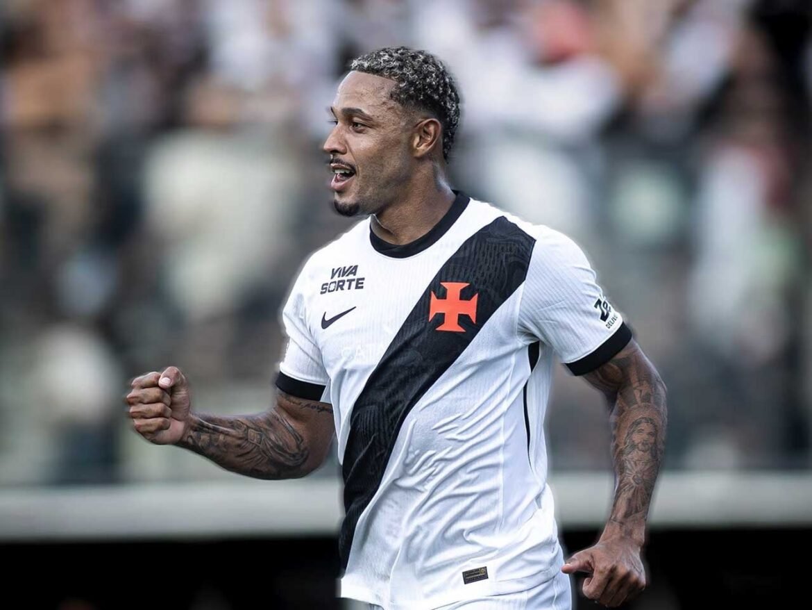 Atacante do Vasco se manifesta após retorno em partida perdida no Campeonato Brasileiro