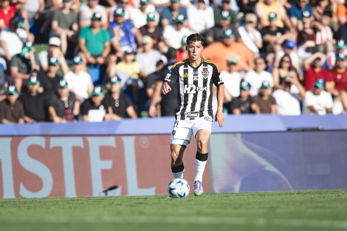 Atlético enfrenta trio equatoriano em preparação para semana crucial