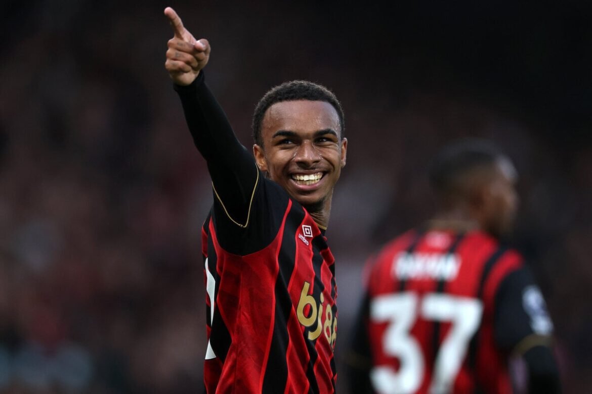 Barcelona foca em jogador do Bournemouth após recusa por Julián Álvarez