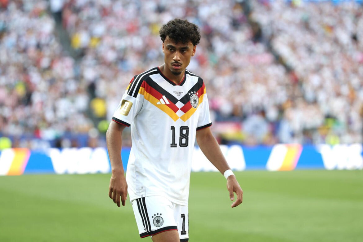 Bayern Munich contrata lateral em destaque na Copa do Mundo
