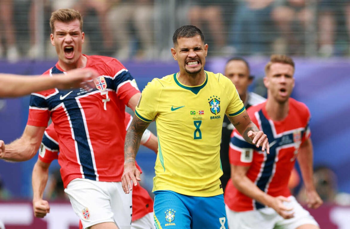 Bruno Guimarães se destaca em seleção incomum de cobranças de pênaltis desperdiçadas pelo Brasil em Copas do Mundo