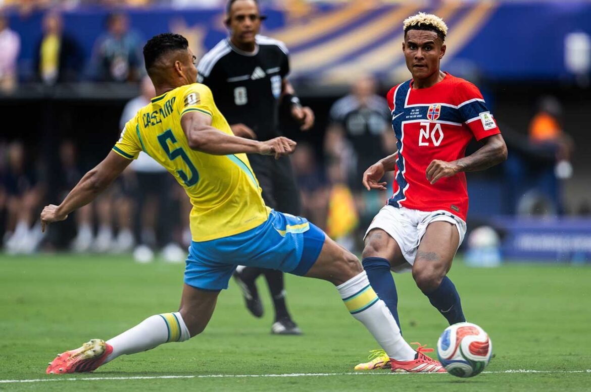 Casemiro se emociona com eliminação e expressa tristeza por sonho perdido na Copa: 'É complicado encontrar palavras'