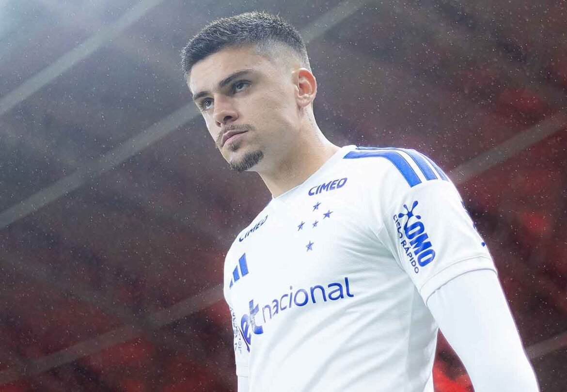 Cruzeiro procura atacante após lesão séria de Gabriel Pec