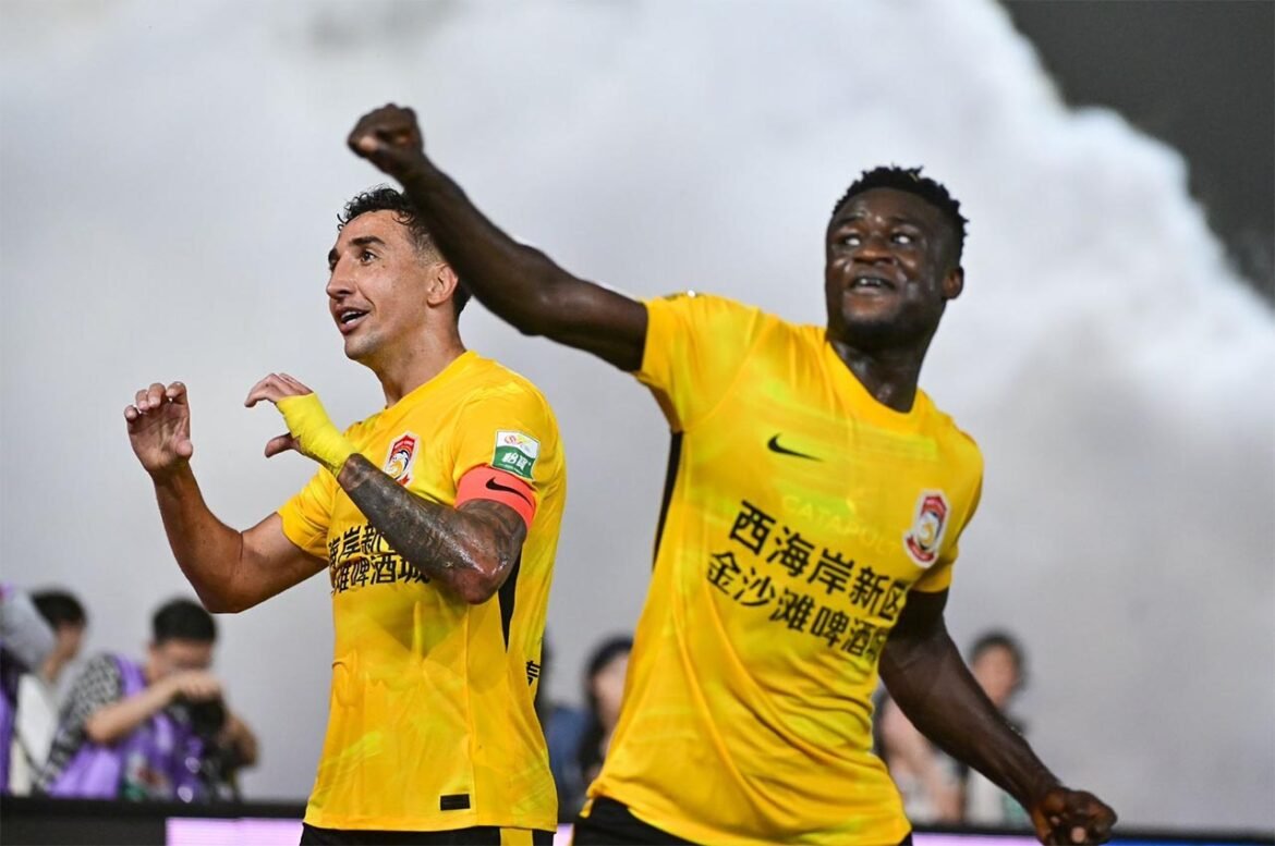 Davidson se destaca e assegura triunfo na Superliga Chinesa