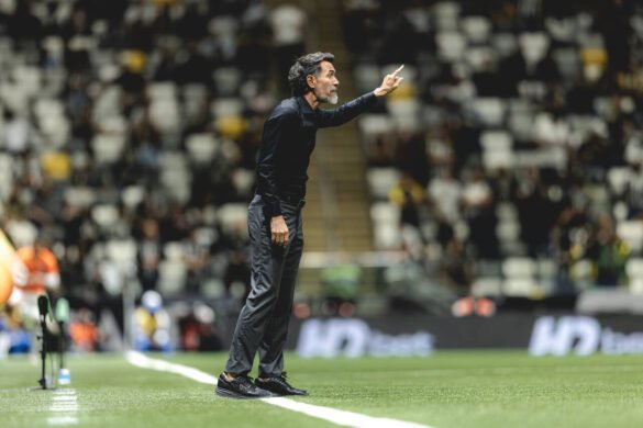 Eduardo Domínguez planeja contar com Scarpa no Atlético nesta temporada