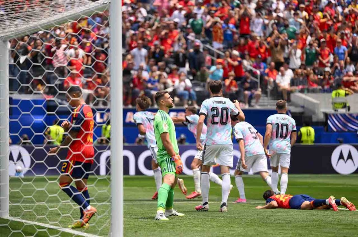 Espanha recebe seu primeiro gol na Copa e Unai Simón quebra recorde histórico