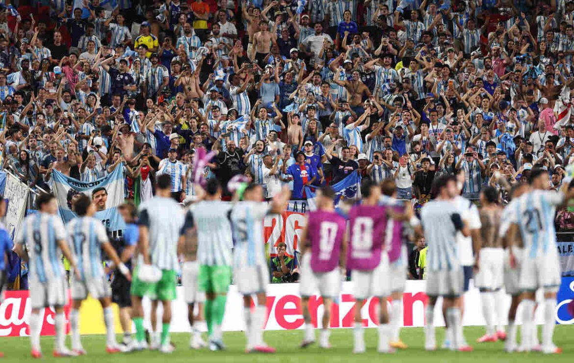 FIFA proíbe uso de materiais relacionados às Ilhas Malvinas na Inglaterra e na Argentina
