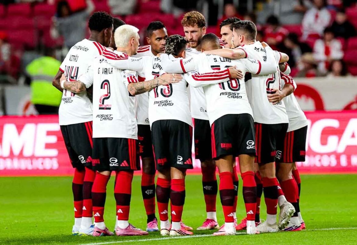 Flamengo enfrenta pressão antes de importantes partidas na Libertadores