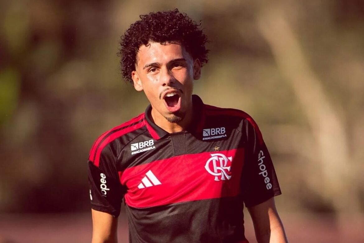 Flamengo negocia zagueiro da base com o Konyaspor, da Turquia