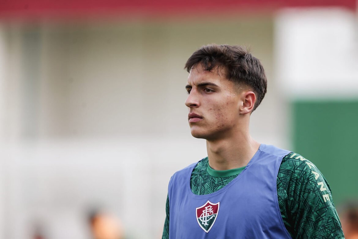 Fluminense está perto de negociar Bernal com o Betis (ESP)