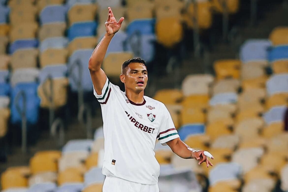Fluminense pode apresentar novidades e contar com Thiago Silva na partida contra o Grêmio