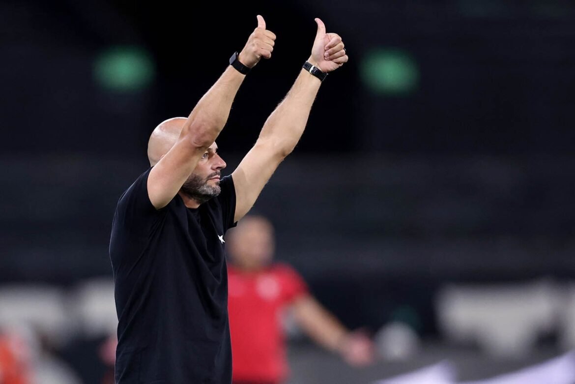 Franclim Utiliza Intervalo para Integrar Novos Reforços do Botafogo
