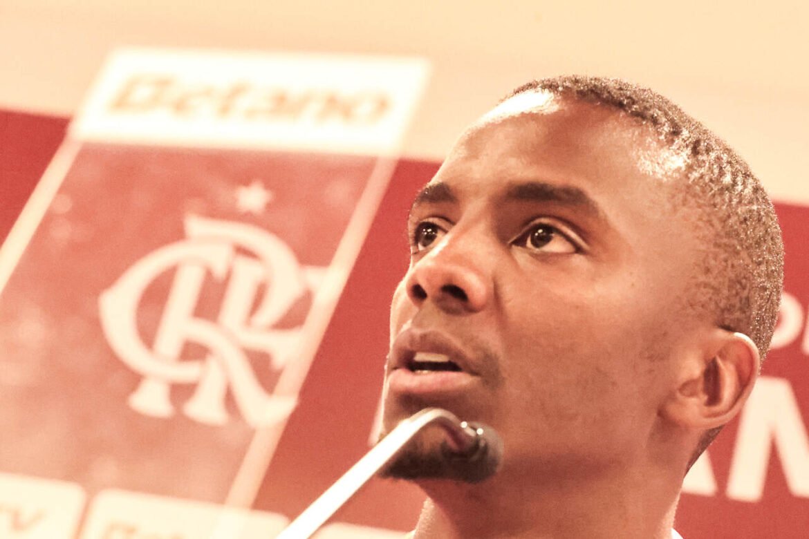 Goleiro Andrew Recorda sua Primeira Partida em Portugal Antes do Amistoso do Flamengo