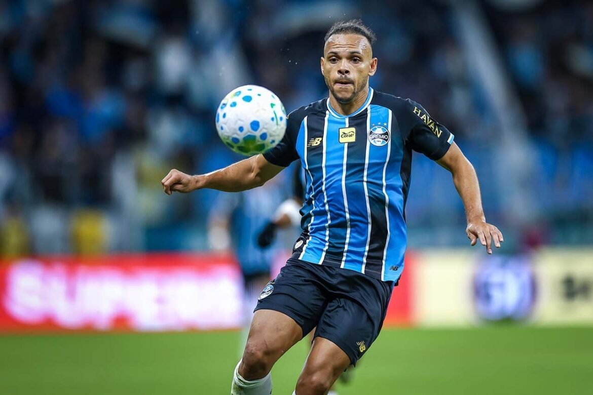 Grêmio enfrenta o Cruzeiro fora de casa sem Braithwaite