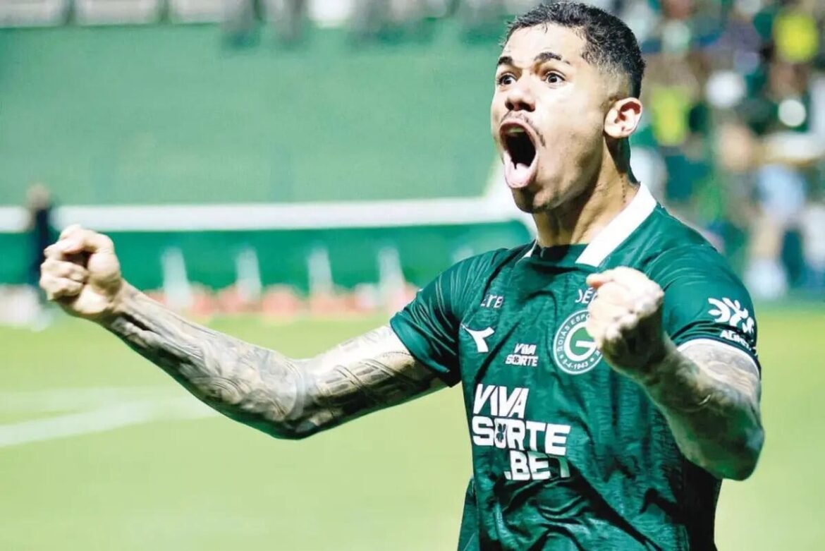 Grêmio fecha acordo para contratar lateral-direito do Goiás