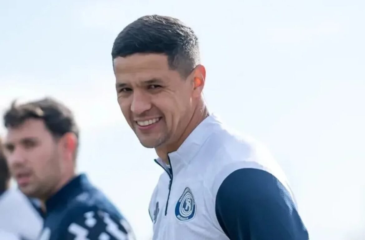 Internacional se prepara para negociação com Alex Arce