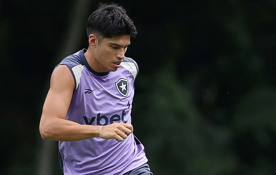 Joaquín Corrêa, fora do Botafogo, é cogitado novamente pelo Estudiantes