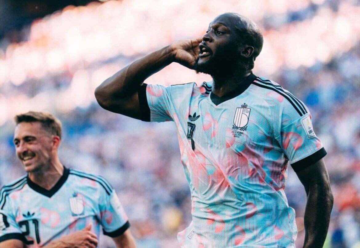 Lukaku celebra gol com dança, e Bélgica provoca: 'Mudança já!'