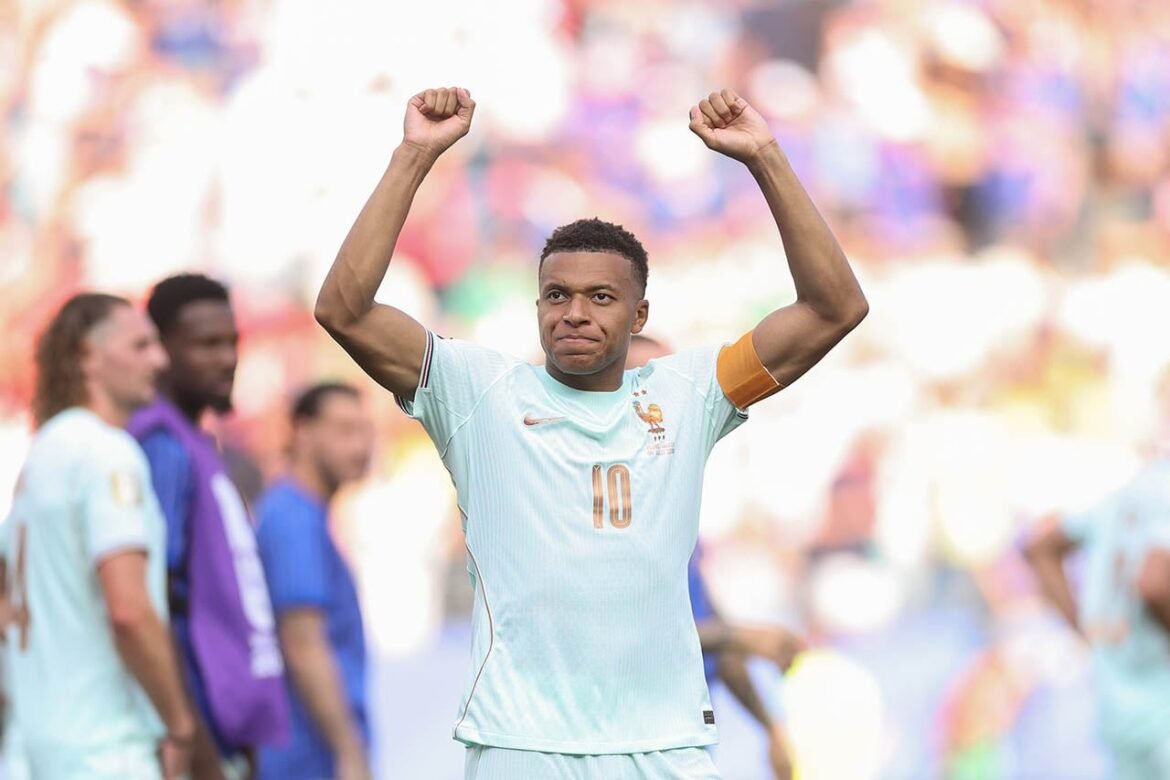 Mbappé busca conquistar mais um título e lutar por direitos na França