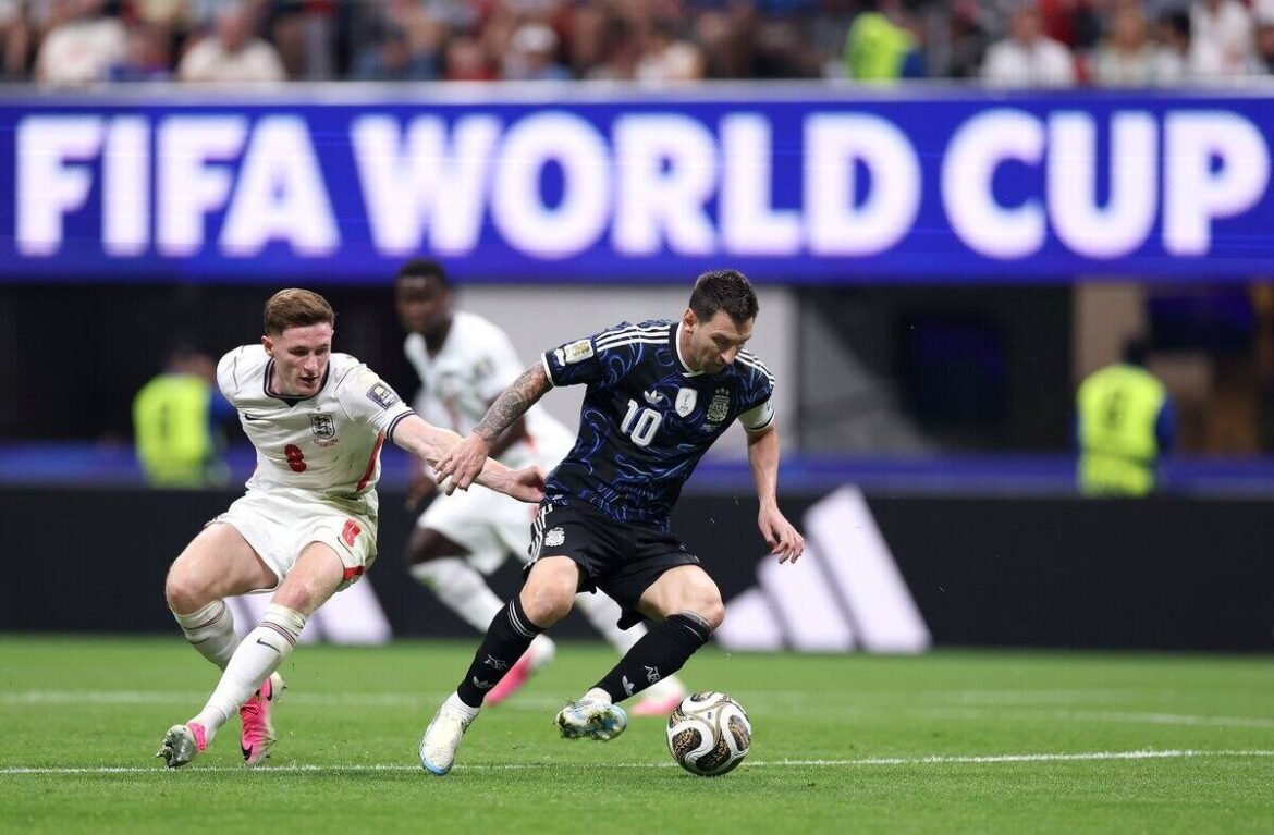 Messi empata com Cafu em Copas do Mundo e aproxima Argentina de recorde brasileiro