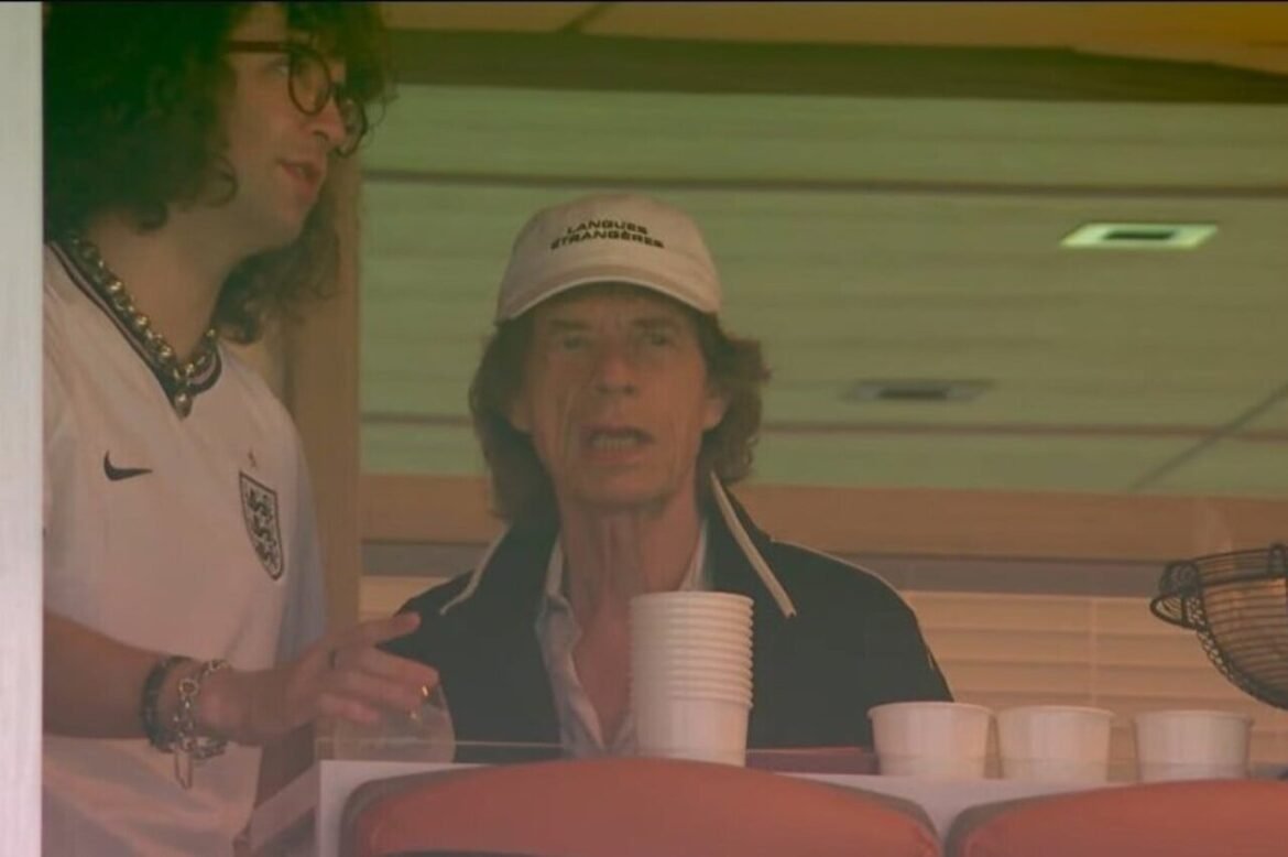 Mick Jagger supera "maldição" e acompanha desempenho da Inglaterra em Miami
