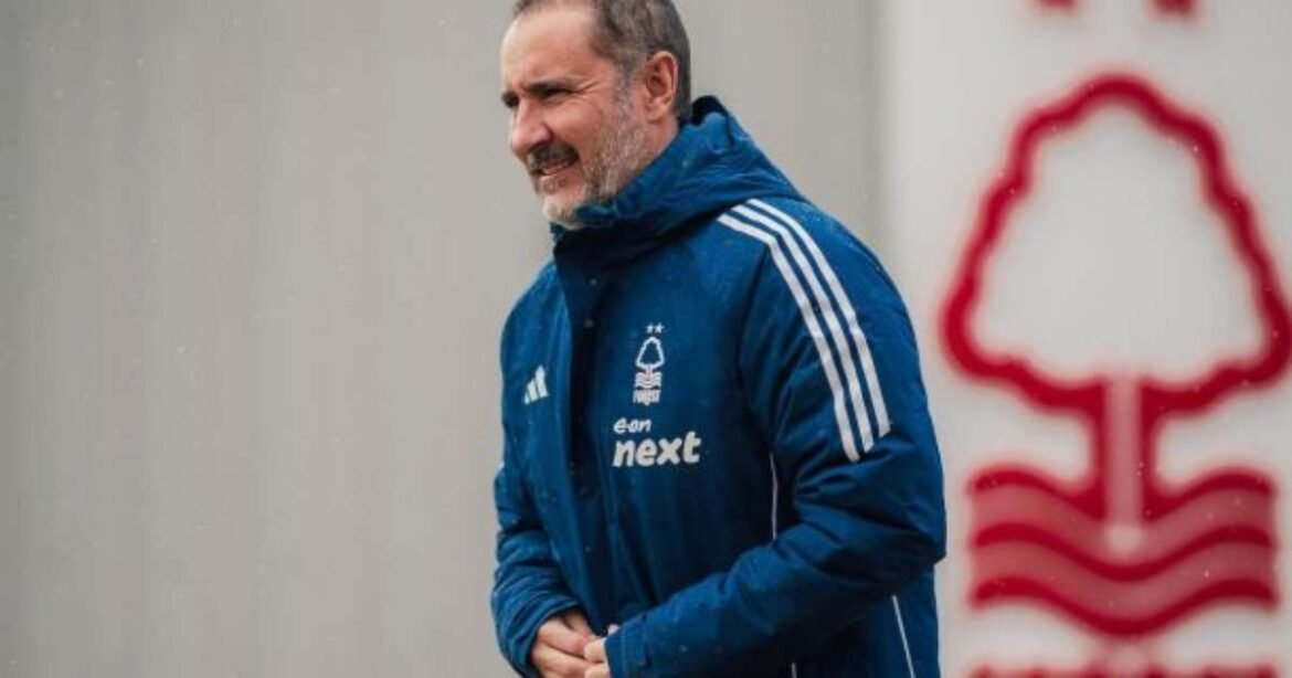 Nottingham Forest dispensa Vítor Pereira e anuncia novo treinador após cláusula contratual